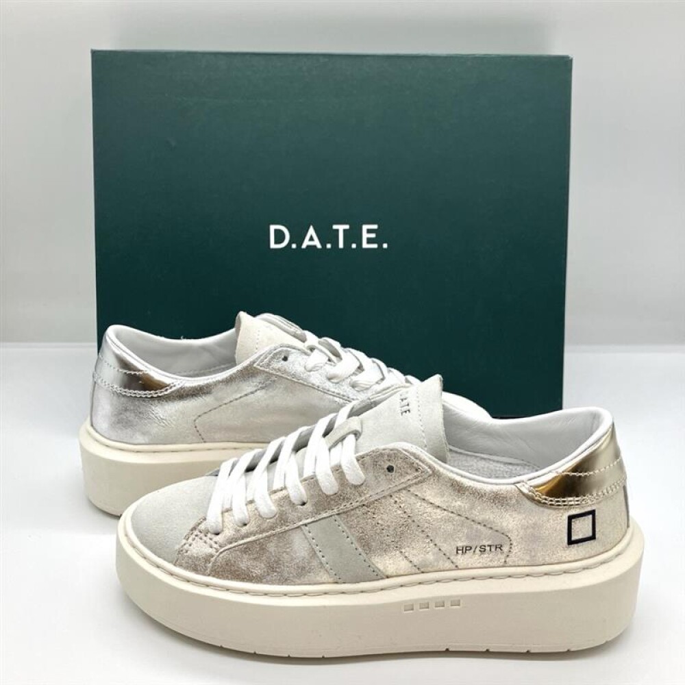 D.A.T.E. 春にぴったりのスニーカーご紹介🌸