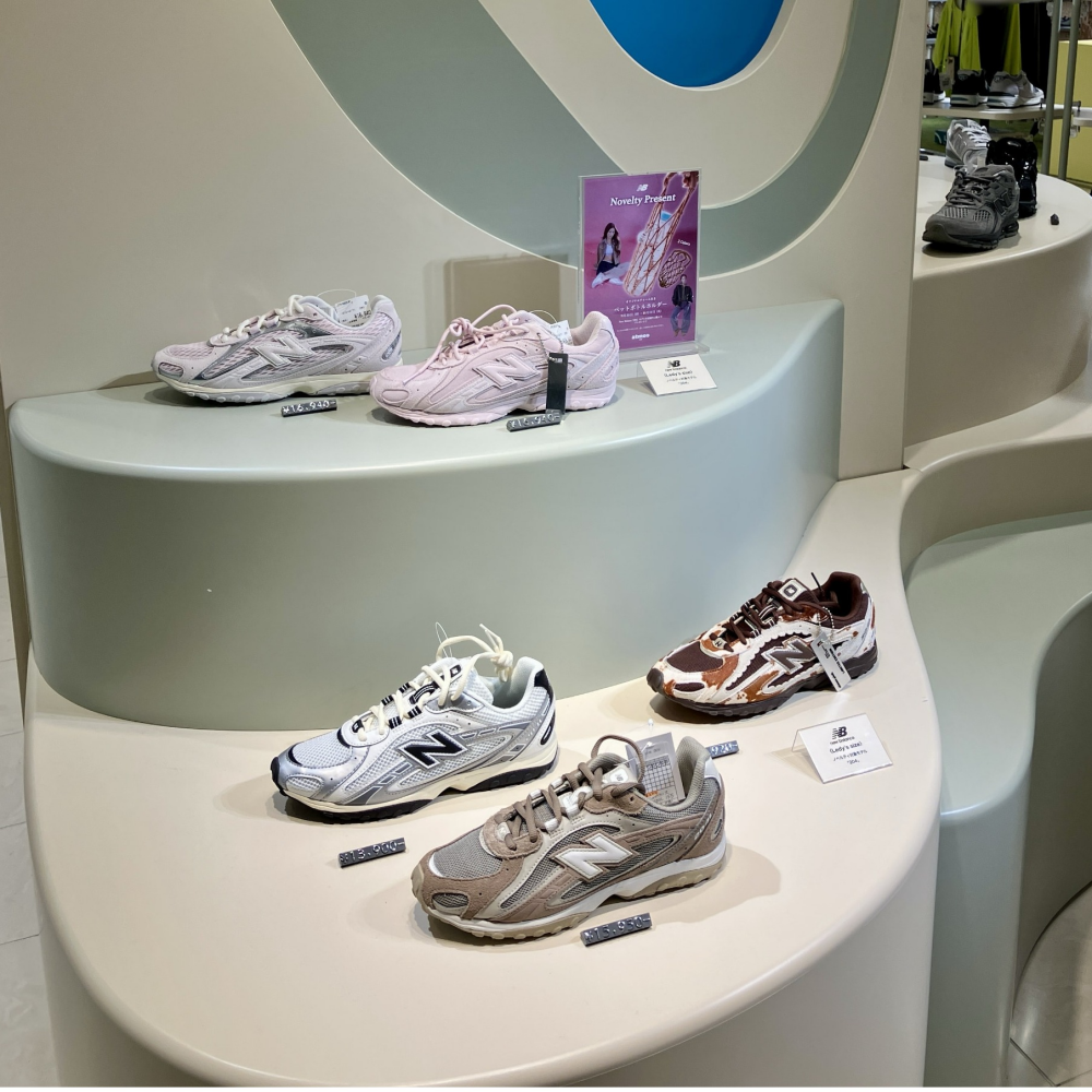atmos PINK ニューバランス拡大イベント開催中🤍