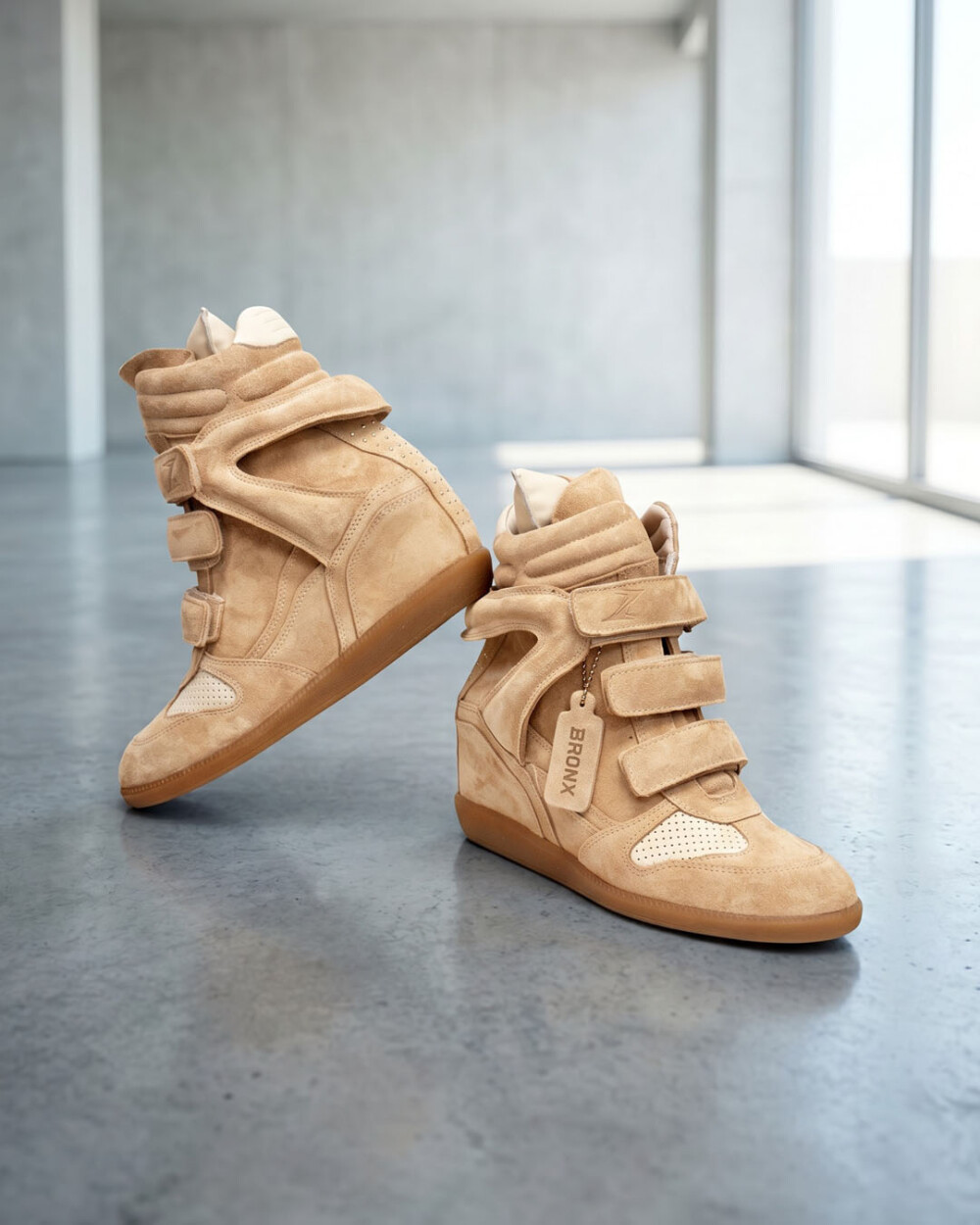 この秋、最推しはトレンドリバイバルのインヒールスニーカー👟✨