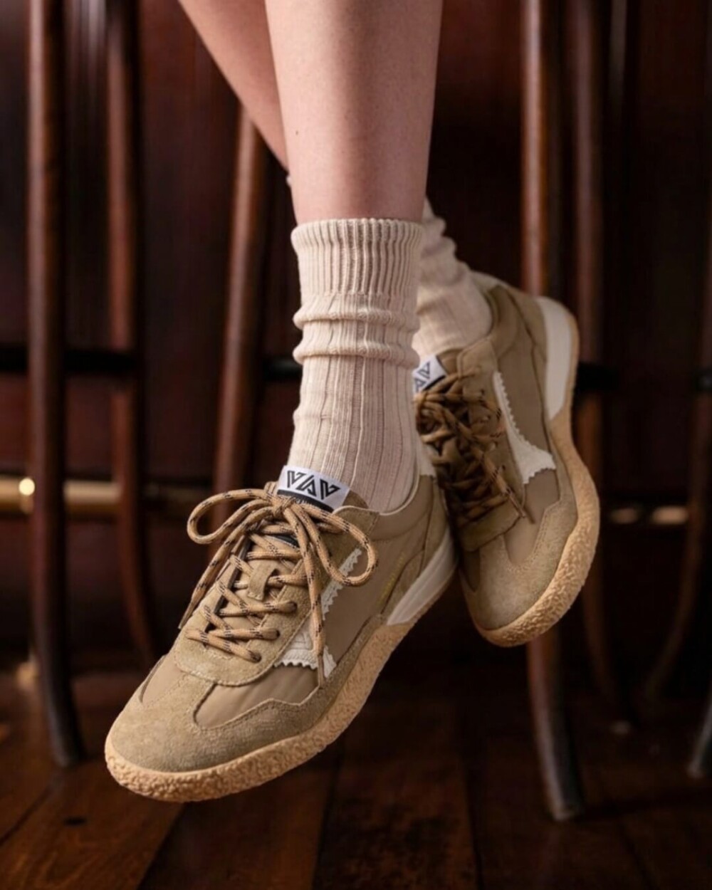 &SEL.【EMANUELLE VEE】新作スニーカーのご案内👟