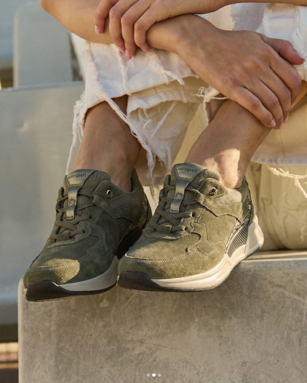 ✨極上の履き心地✨のハンズフリースニーカー👟