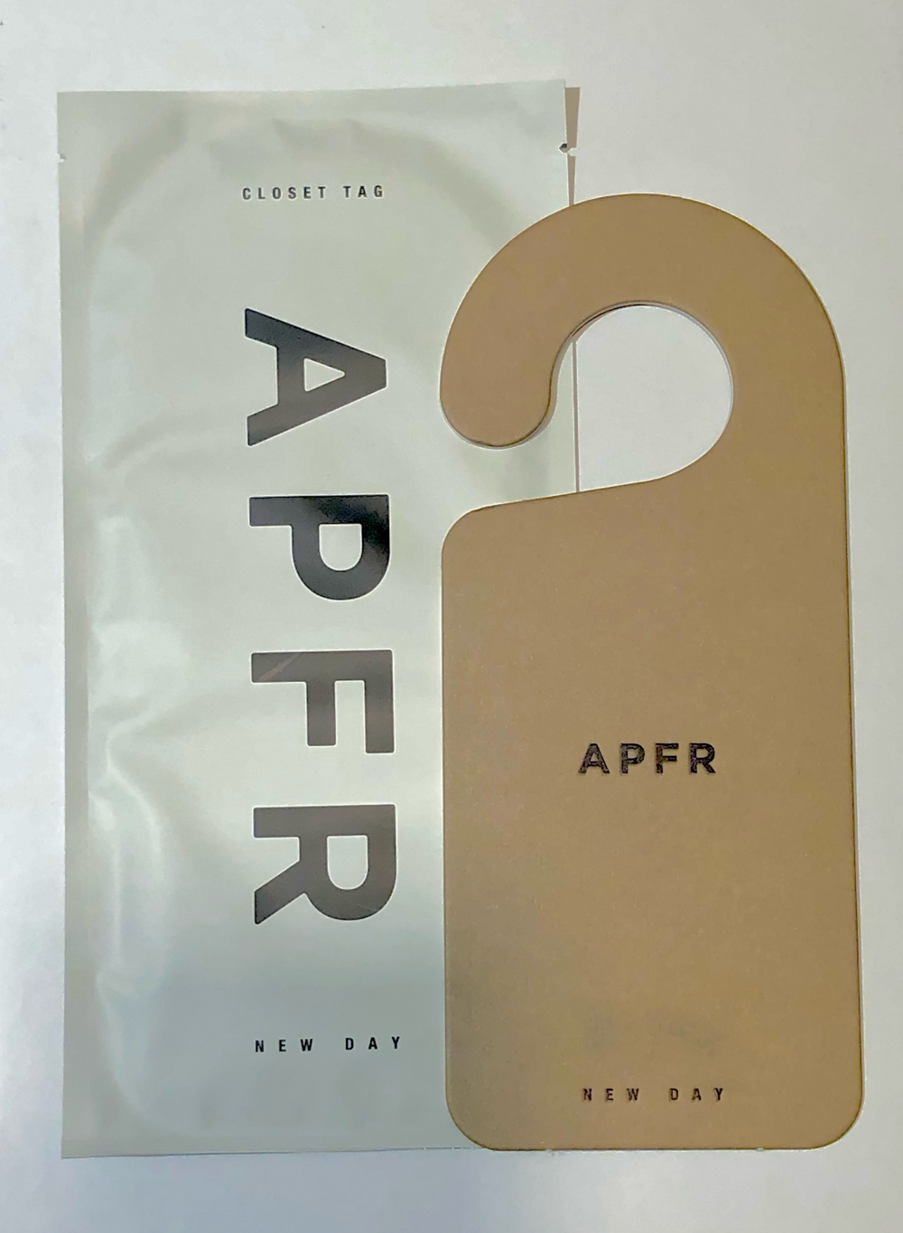 APFRクローゼットタグ新しい香りが入荷中！
