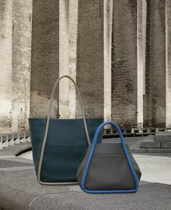 秋冬新作レザーバッグ👜
