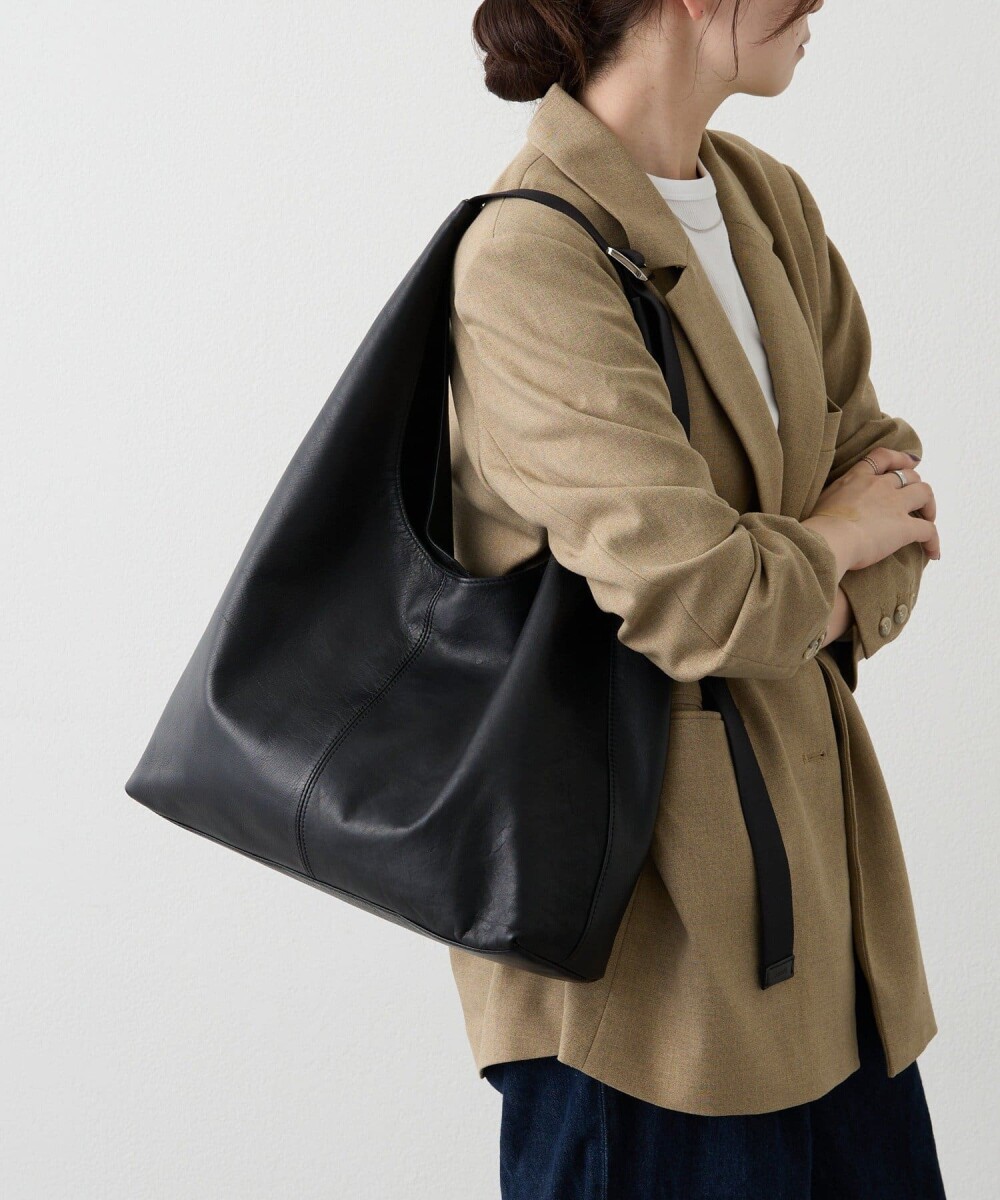 【ラシット】お仕事にもピッタリ！大きめレザーバッグ