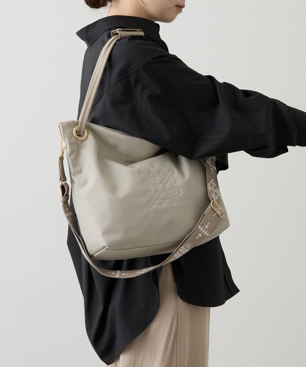 【ラシット】新しい素材のバッグ入荷しました！