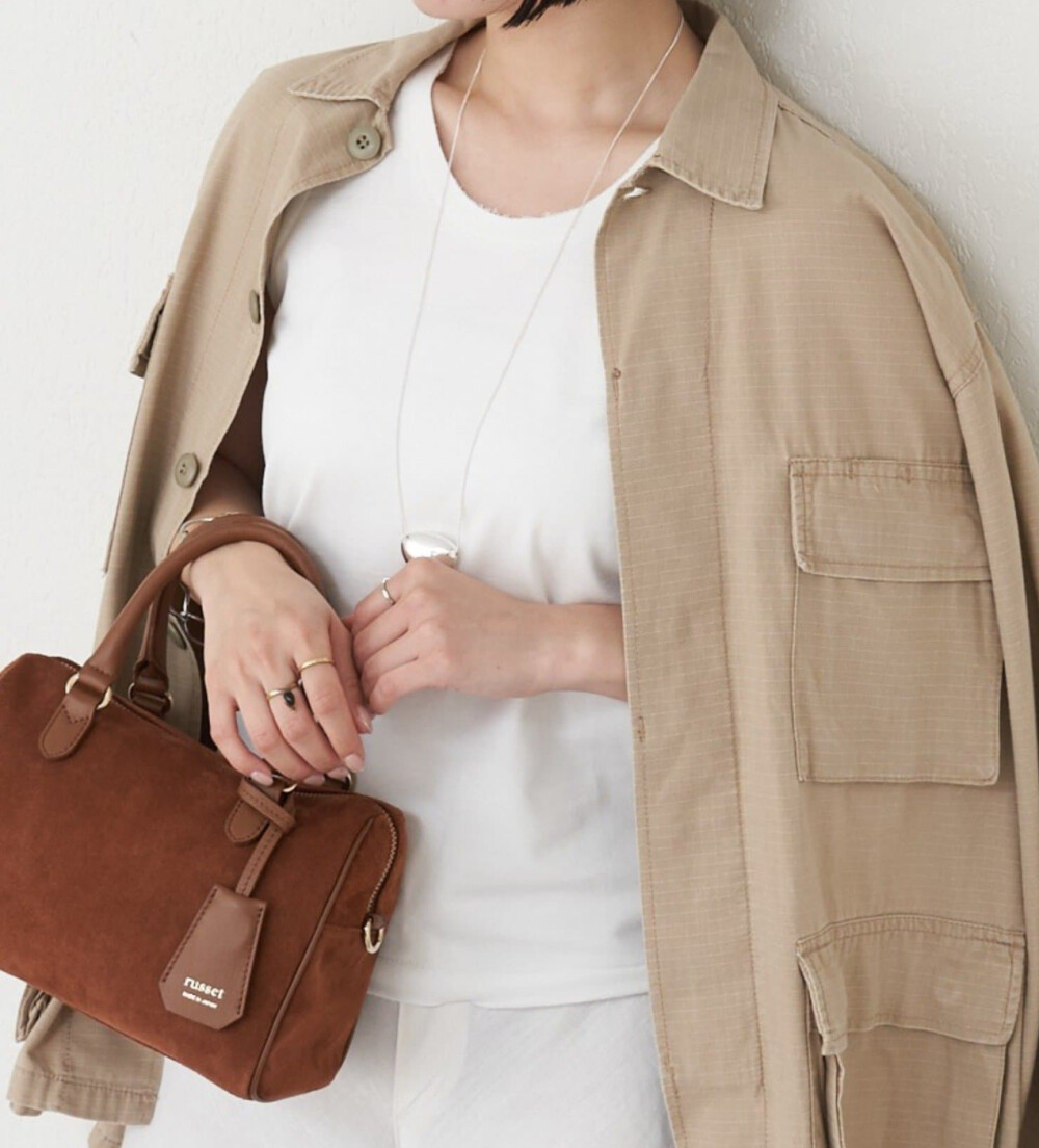 今からでも着用できるトップスのご紹介！