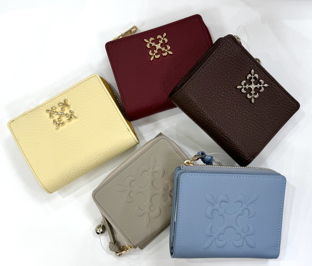 【ラシット】新色多数入荷してます！