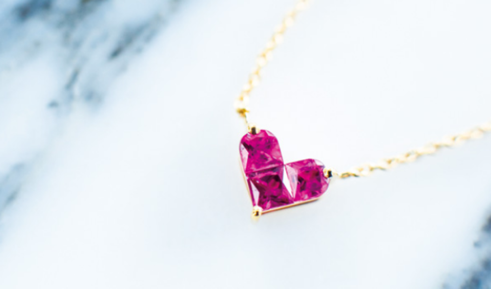 【STAR JEWELRY】80年の歴史から生まれた特別なハート−MYSTERIOUS HEART−