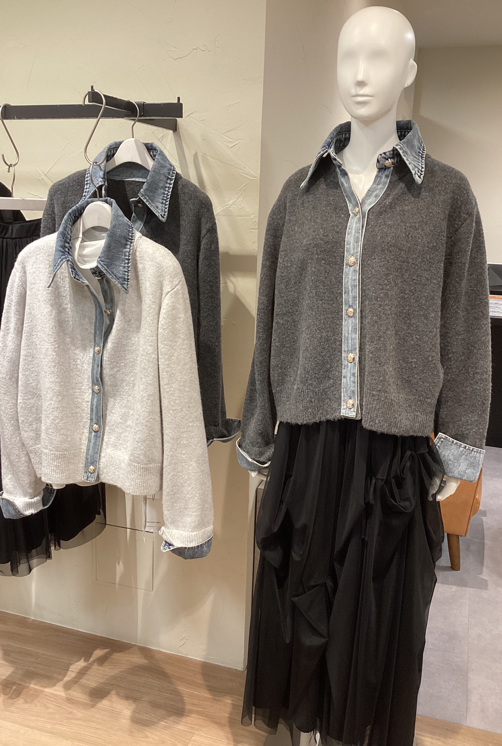 デニムレイヤード風ニット