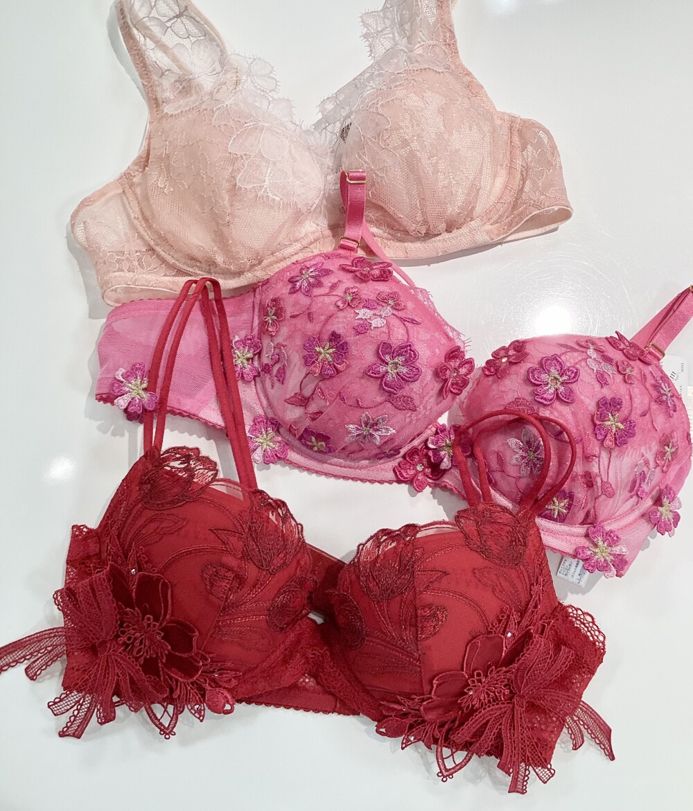 新年を新しいランジェリーで迎えませんか？