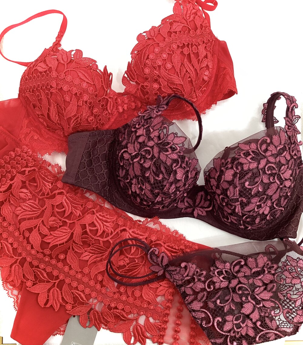 チョコより甘い🍫？バレンタインランジェリー🤎🩷