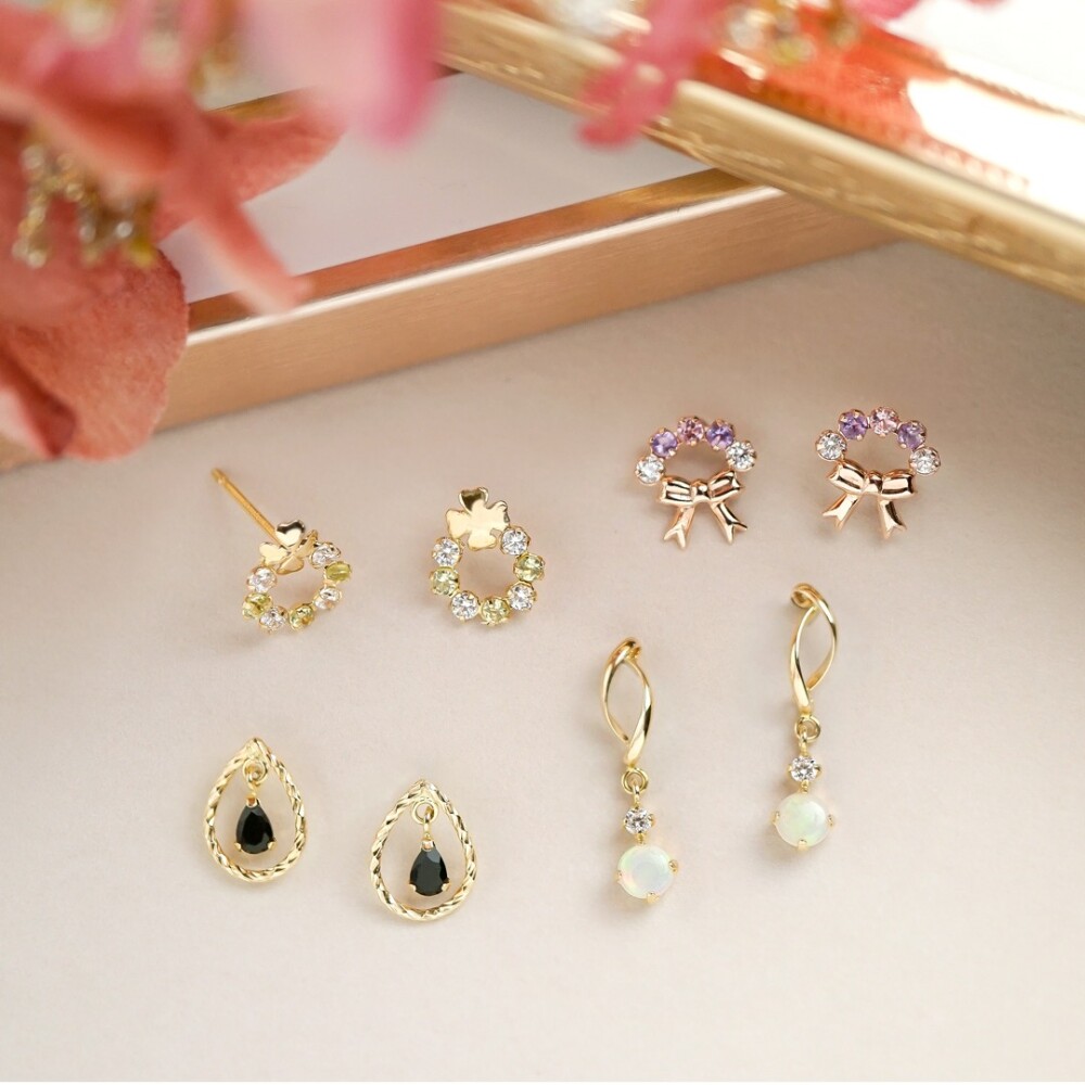 新作ワンポイントピアス🌈
