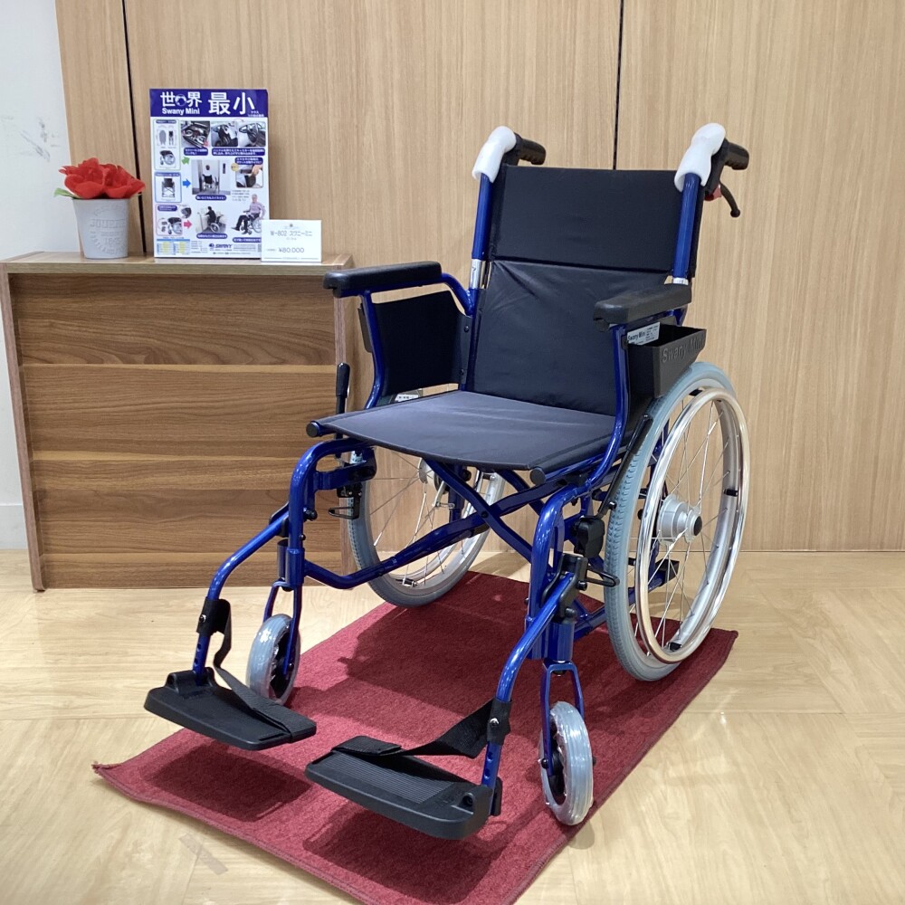 車椅子 レンタル 自走用 握りやすいレバーで操作がしやすい車いす ウェイビット プラス WAP22-42S│フランスベッドの介護レンタル.com