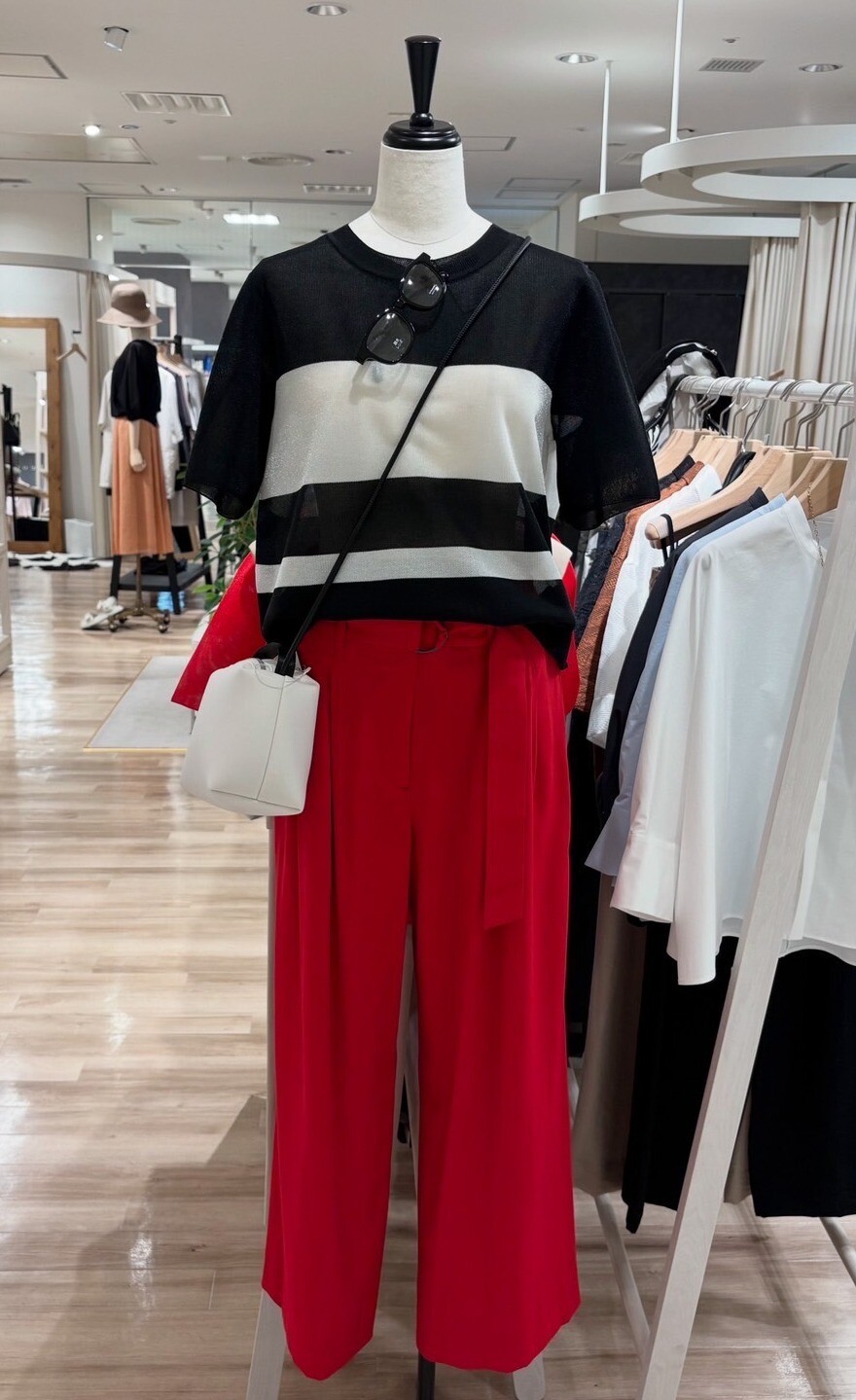 秋色夏素材トップス