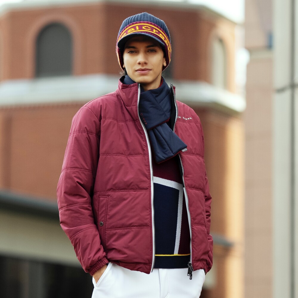 リバーシブルブルゾン