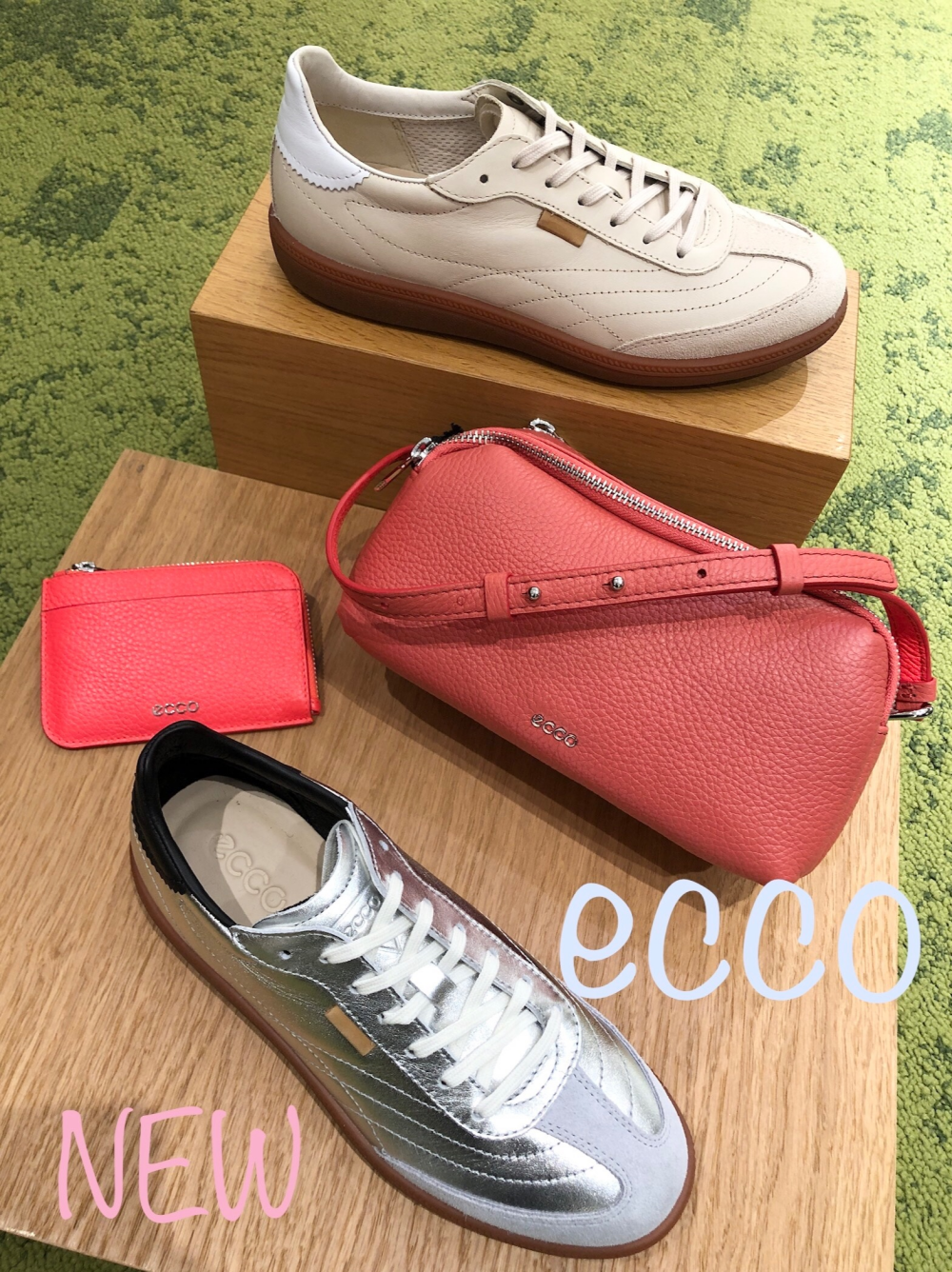 〚ECCO〛★★★NEW_シューズ!!バッグ!!★★★