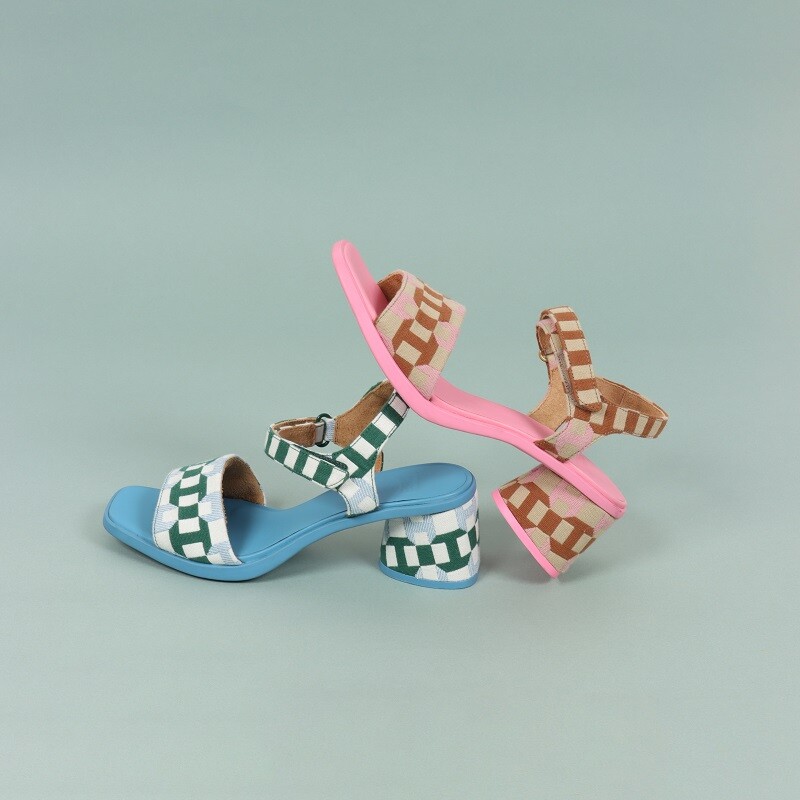 【CAMPER】 幾何学柄・テキスタイルサンダル　KIARA SANDAL
