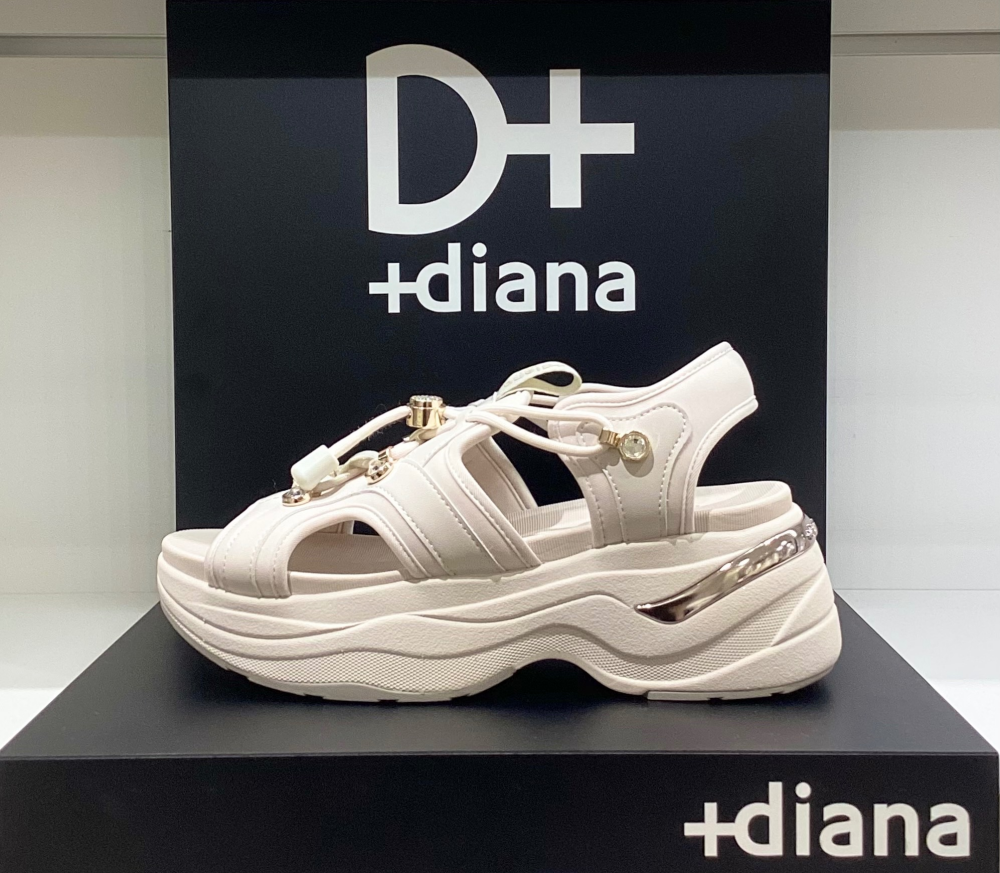【タラントン】+dianaスポーツサンダル&バッグのご紹介✨