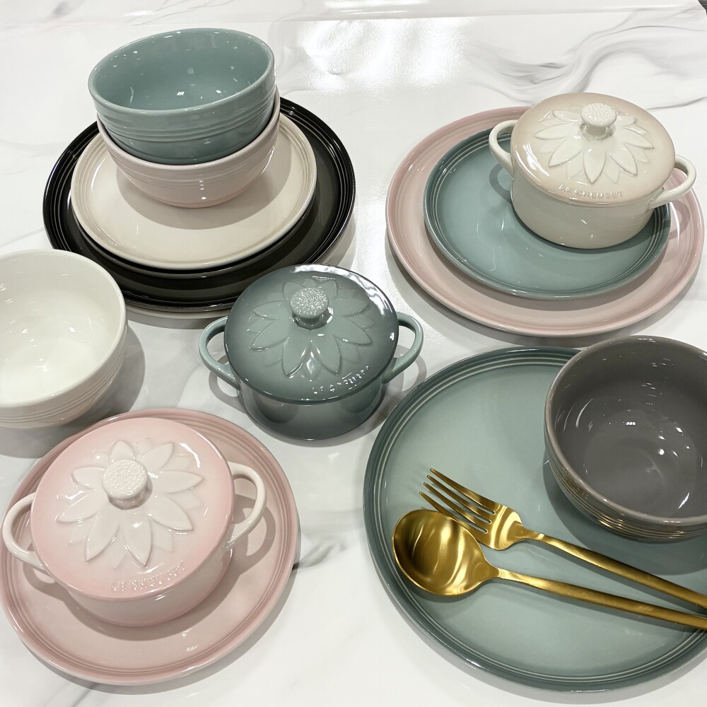 ルクルーゼ　食器6点セット サマーセール2026】食器のご紹介その①~セット編~ | ル・クルーゼ