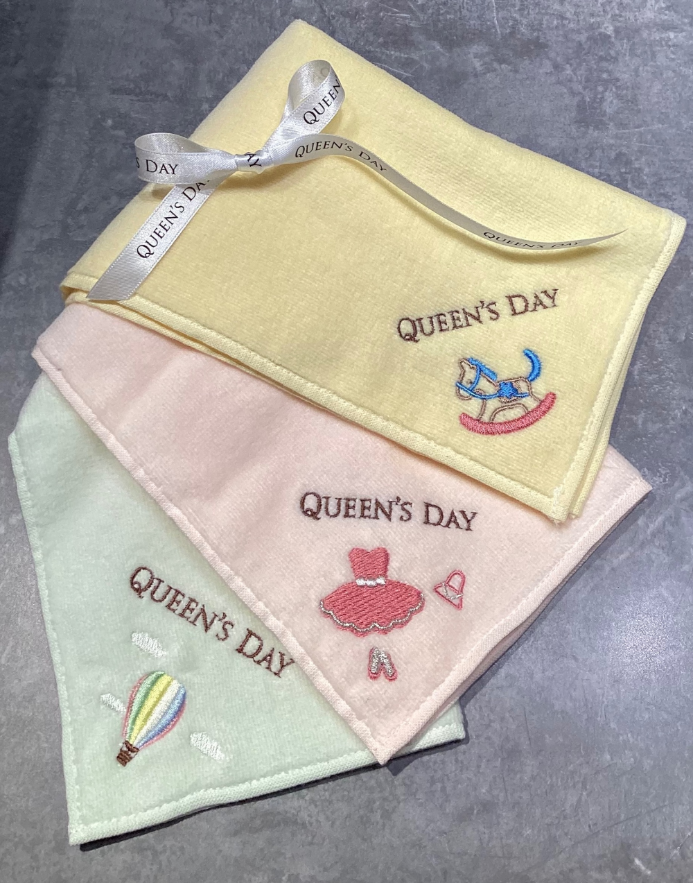 NEW🌟大切な方へのギフトにピッタリ！！今治ハンカチ💝