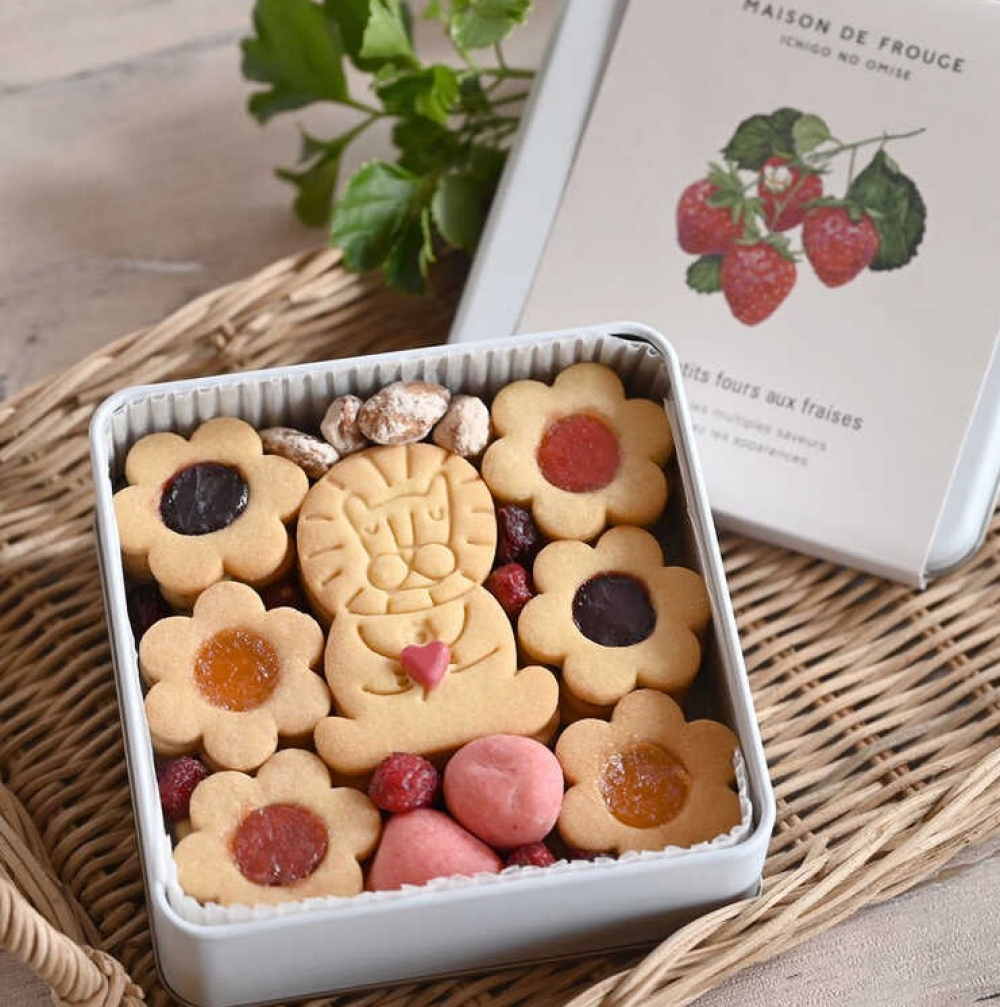 ライオンと苺のお花サブレ缶🍓