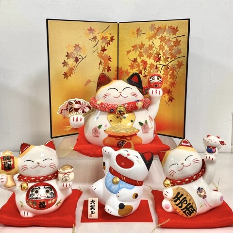 商売繁盛・良縁祈願に！福を呼ぶ招き猫 | 松栄堂香音 | 大丸京都店公式
