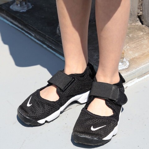 【SHIPSKIDS】NIKE エアリフト展開中です。 | シップス | 大丸京都店公式 SHOP BLOG