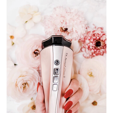 サミットインターナショナル　最新美顔器　ユリコスリム2 サミットインターナショナル 最新美顔器 ユリコスリム2 サミット