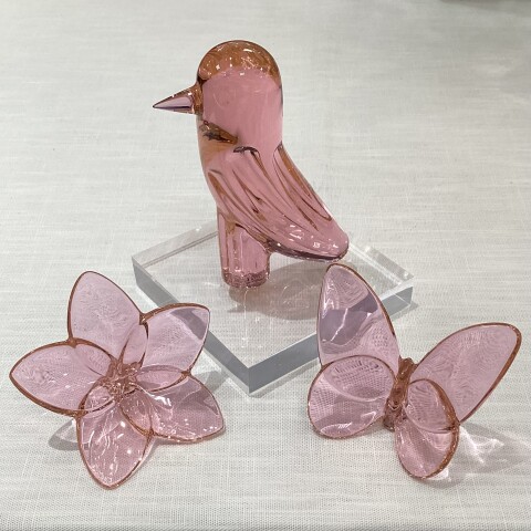 バカラ 〉新作 ピンクカラーアイテム「THINK PINK」のご紹介 バカラ 〉新作 ピンクカラーアイテム「THINK PINK」のご紹介