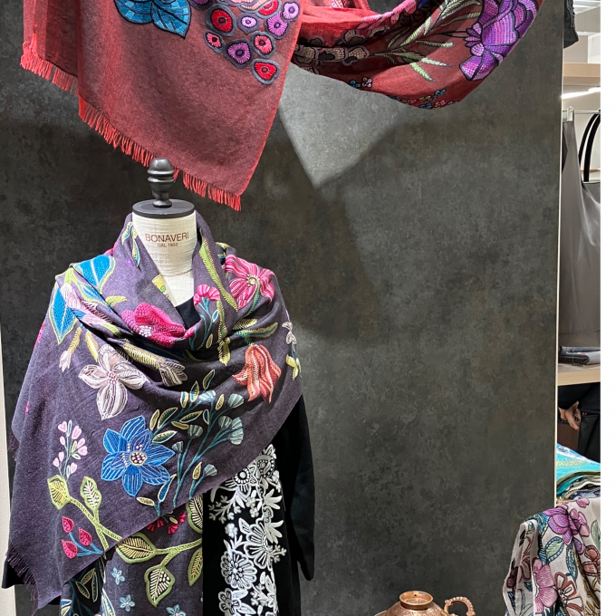 ターラ・ブランカ、イニシャル入れます‼️