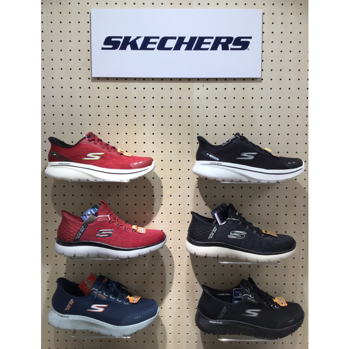 スケッチャーズ期間限定展開