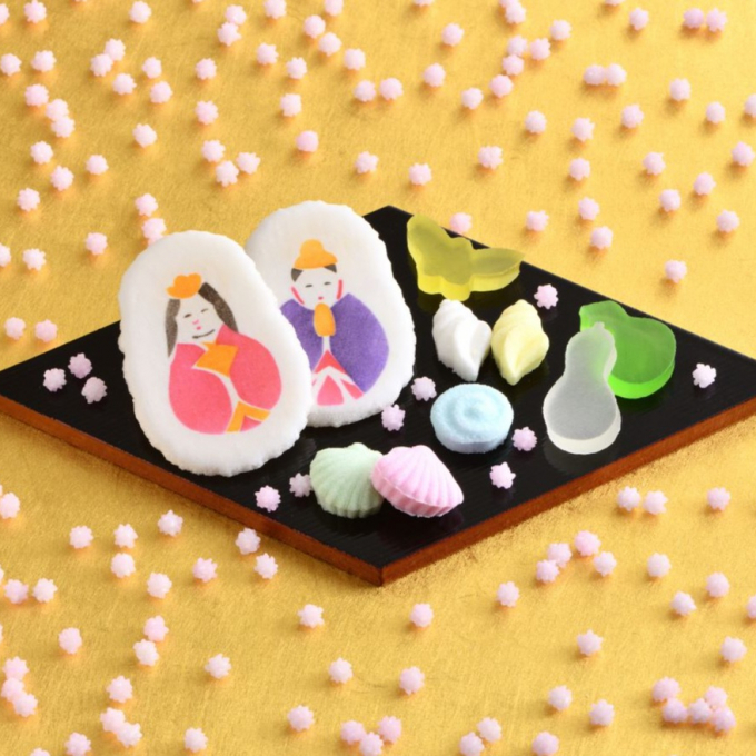 [俵屋吉富] おひなまつりのお祝いに