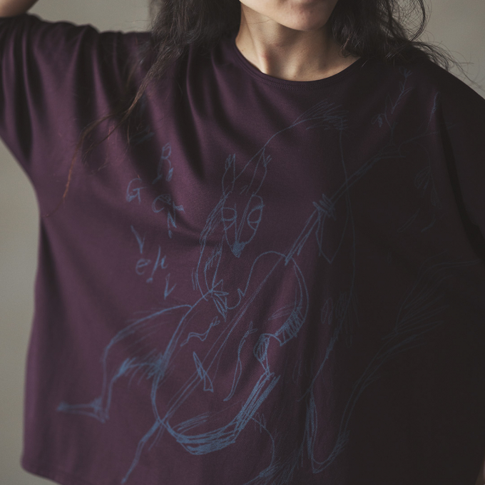 ＜　コットンTシャツ　＞