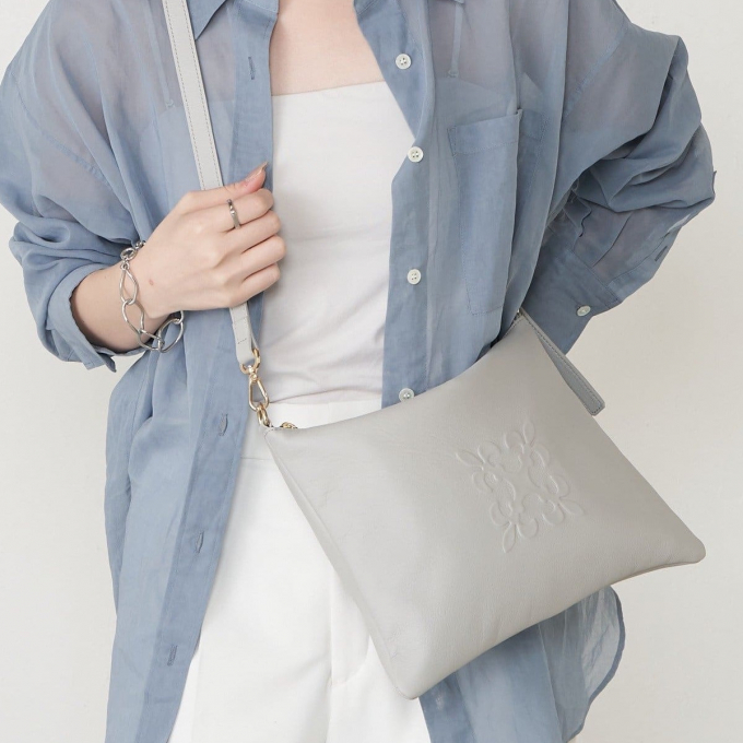 【ラシット】店頭人気No.1！エンボスシリーズのご紹介♪