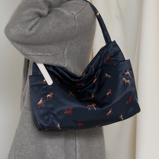 【ラシット】午年にオススメ！馬柄の新作バッグご予約受付中です！