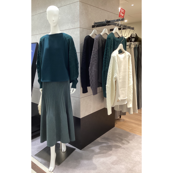 ときめきケーブルニット