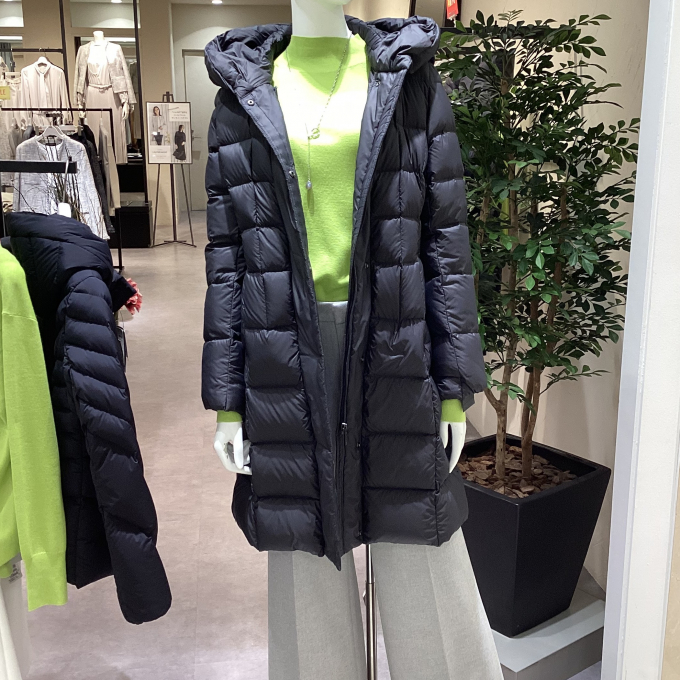 再値下げ！軽量フードダウンコート