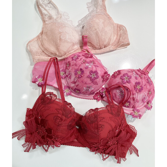 新年を新しいランジェリーで迎えませんか？