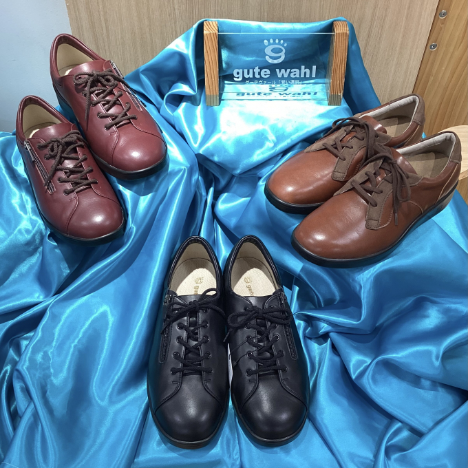 ✨極上の履き心地👞シューズ✨