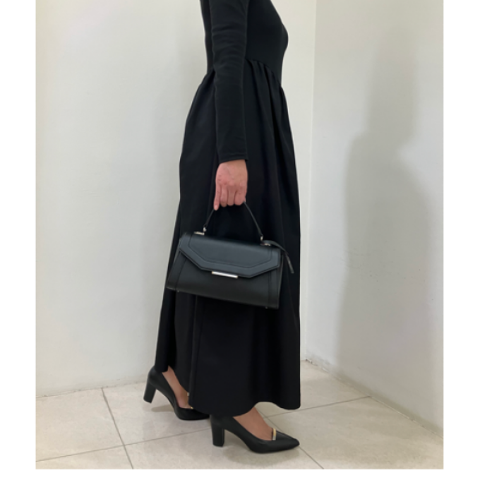 オケージョンパンプス