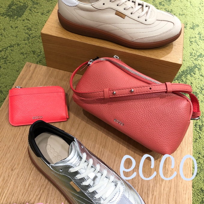 〚ECCO〛★★★NEW_シューズ!!バッグ!!★★★