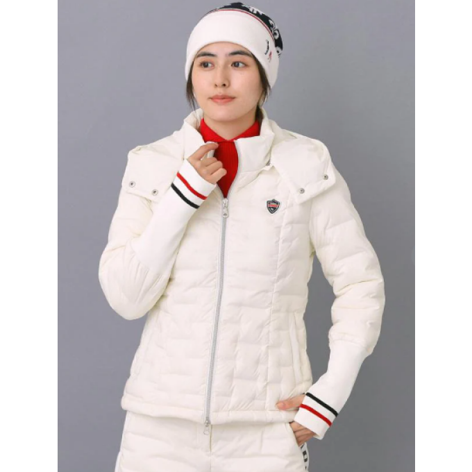 袖リブ使いがオシャレ！　レディスダウンブルゾン