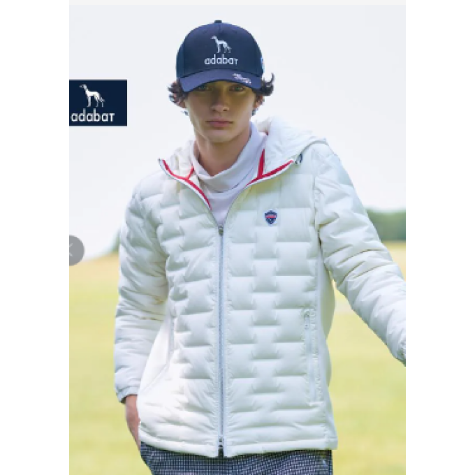 新作軽量ダウンジャケット