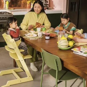 <STOKKE>トリップトラップ　レモンイエロー登場！