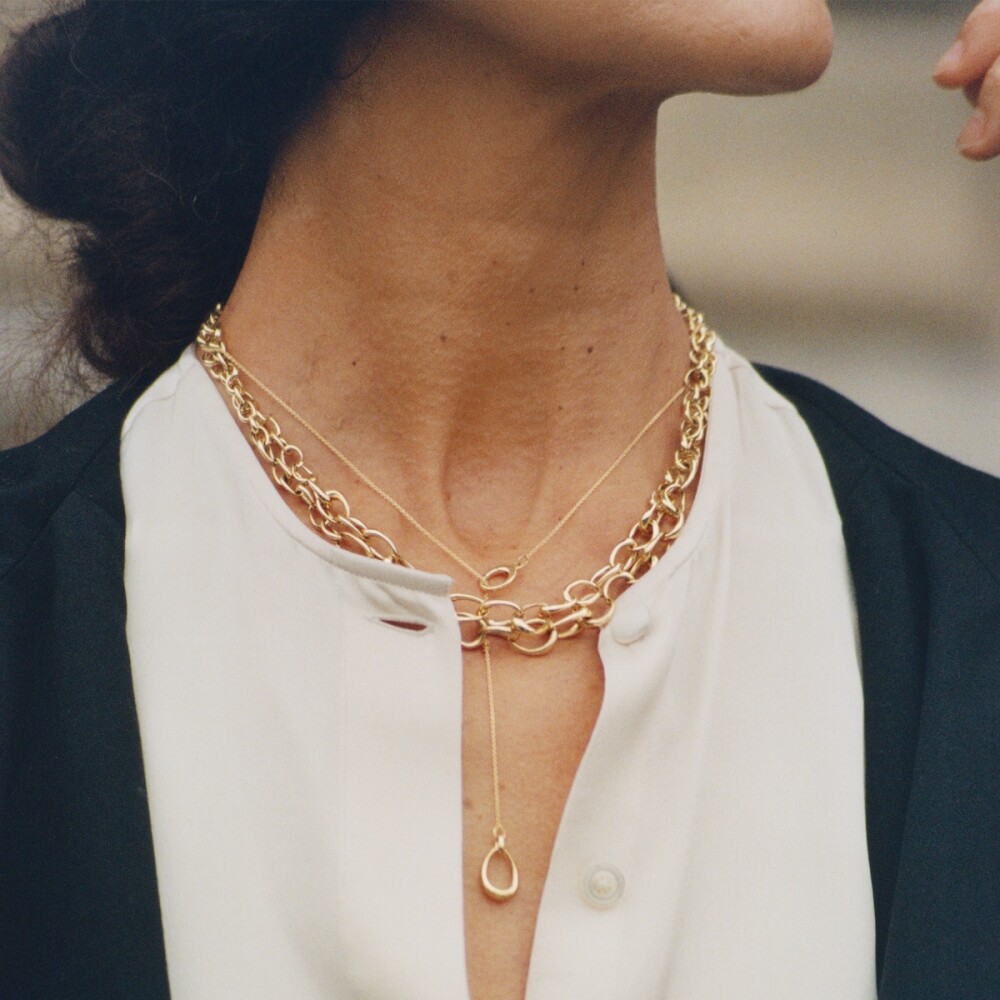 〈ジョージ ジェンセン〉シンプルな輝きで魅せるゴールド