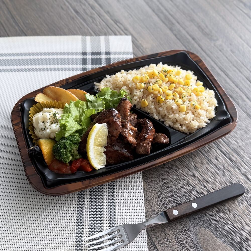 〈イーション〉ペッパーポーク＆ガーリックライスPLATE