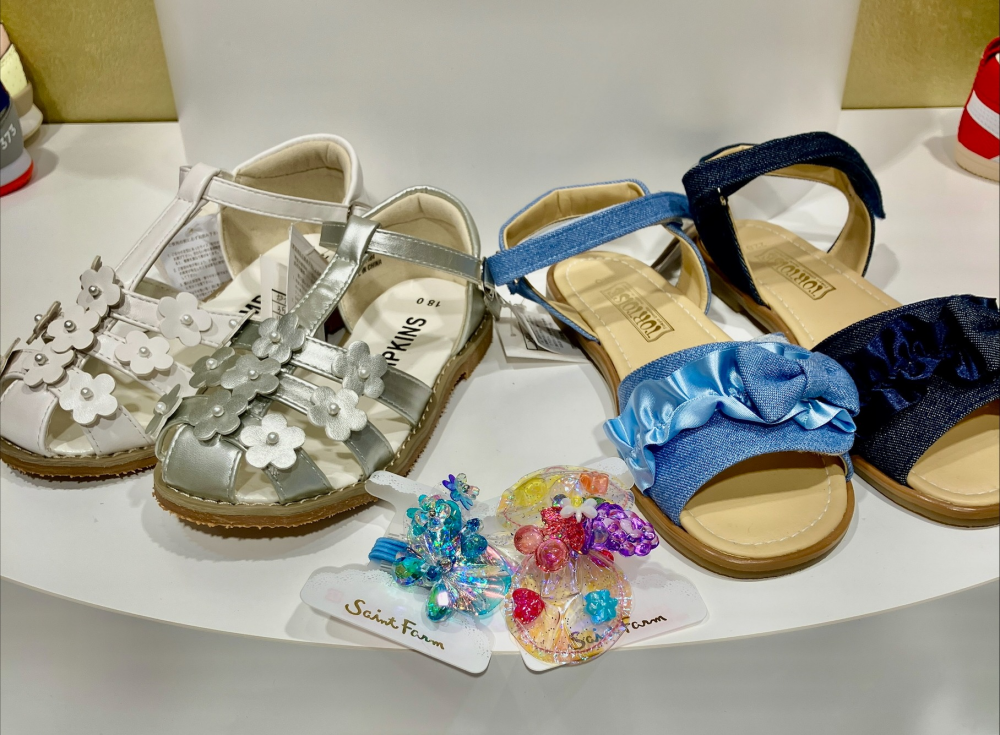 夏のオシャレに♪サンダル＆アクセサリー紹介