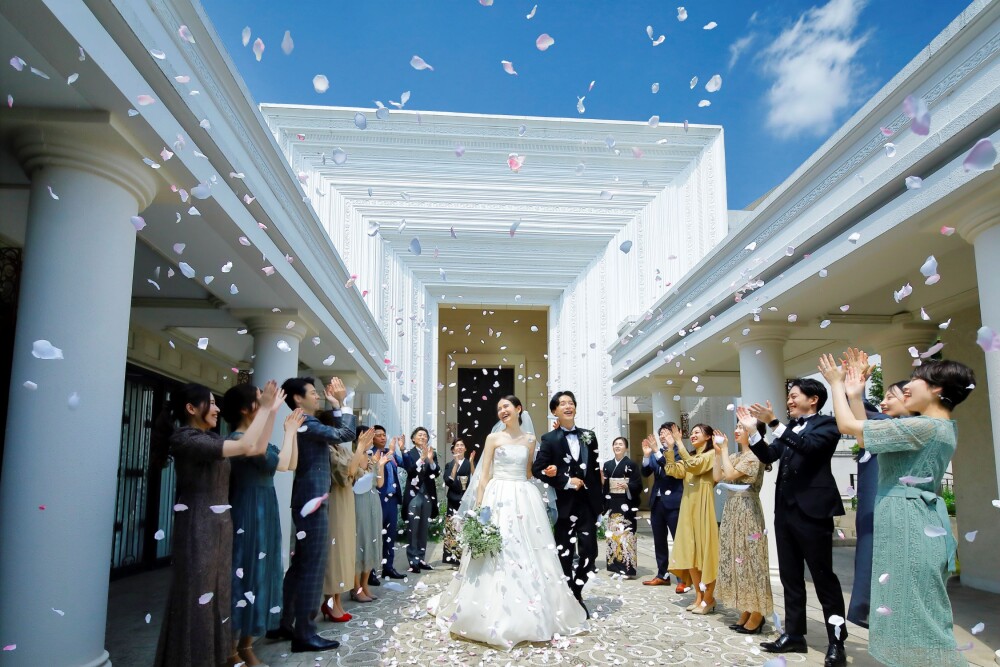 特別な1日を彩る、大切な式場選びをお手伝い