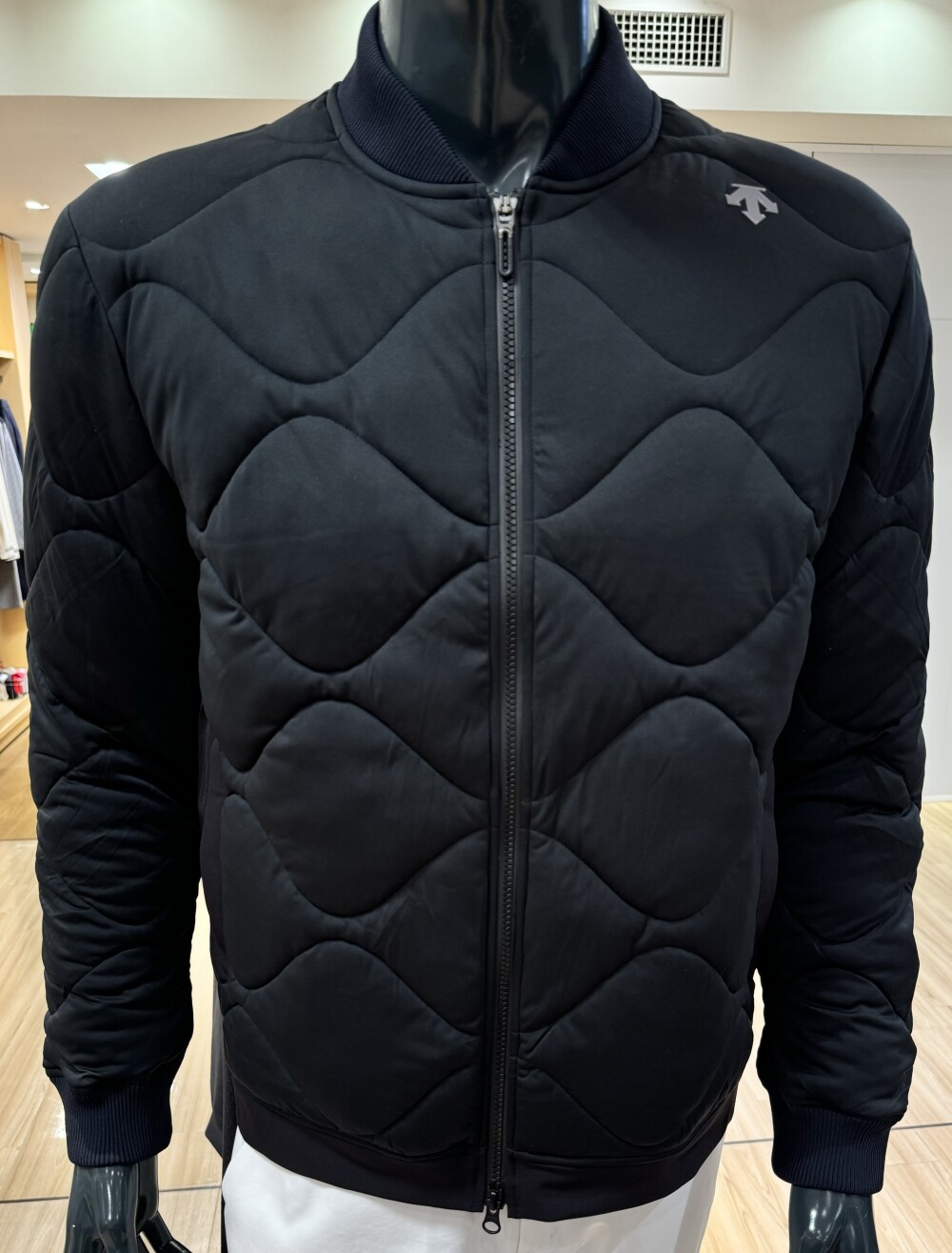 メンズ】フルジップ中わたジャケット | デサントゴルフ | 松坂屋名古屋店公式 SHOP BLOG