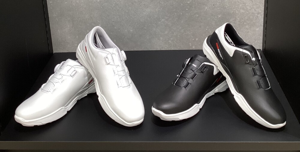 ゴルフシューズ